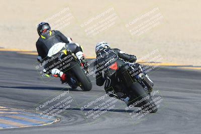 media/Dec-05-2024-Racers Edge (Thu) [[e102e0690b]]/3-B Group/Session 1 Turn 8 Backside/